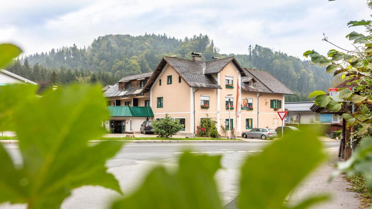 Hotel Landgasthof Fürstenbrunn Grödig Exterior foto