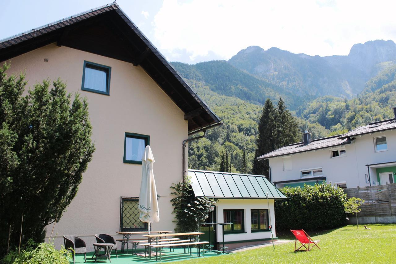 Hotel Landgasthof Fürstenbrunn Grödig Exterior foto